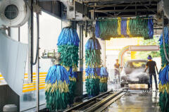 Eco-Friendly Commercial Automatic Carwash with Foam Brushes